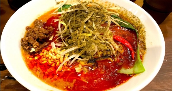 鯱輪しゃちりん 名古屋辛麺 旨辛にんにくラーメンメニューと店舗 Keep It Up